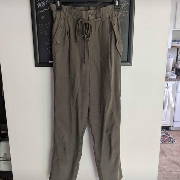 Olive green pants | size 6 - Picture 2 of 3